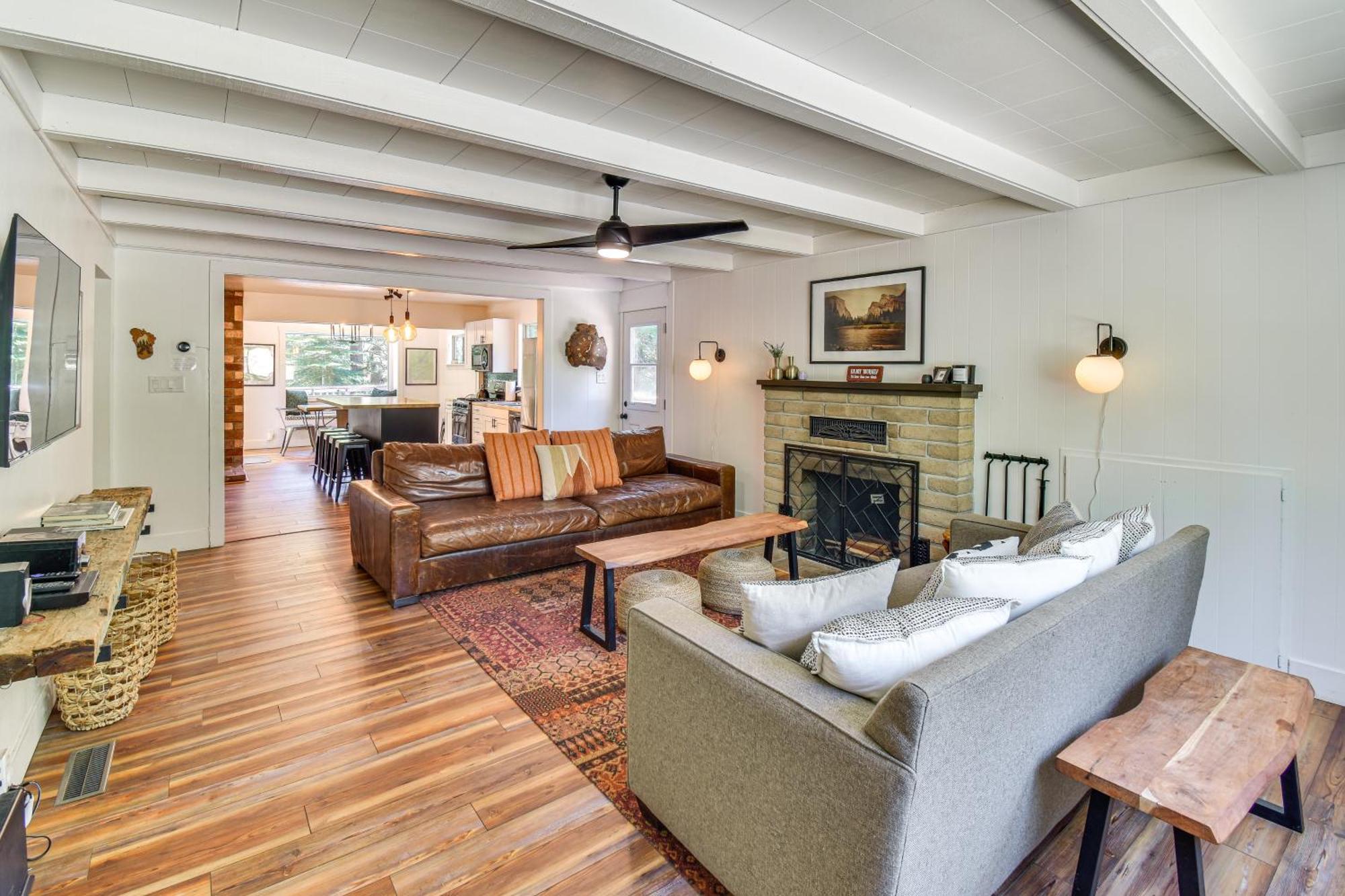 Cozy Retreat With Deck About 2 Mi To Pinecrest Lake! Holiday home *